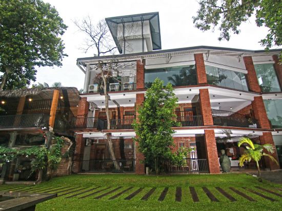 Airport City Hub Hotel in Katunayaka, Sri Lanka