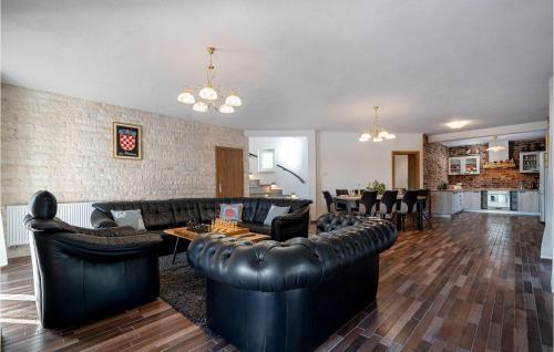 Stunning Home In Ladevci With Wifi — Skradin — photo 4