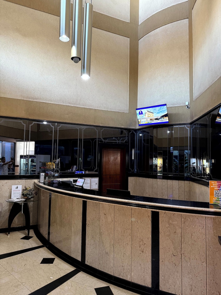 Cristal Palace Hotel — Lins — photo 2