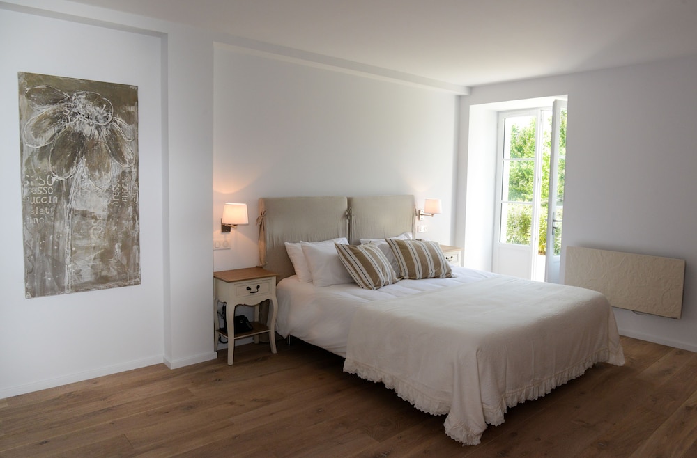 Hotel Harretchea - carbon neutral hotel in Ahetze
