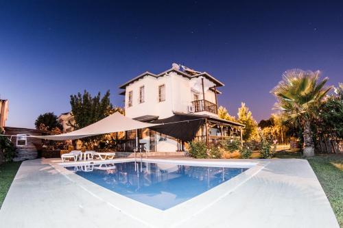 Dalyan Paradise Haus Sophie — 4-Star Luxury Hotel in Dalyan, Turkey