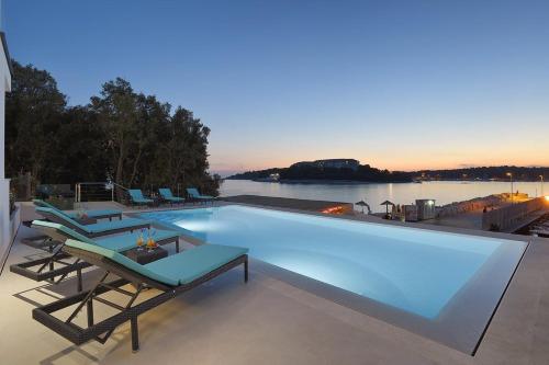 Villa Sail — 4-Star Luxury Hotel in Medulin, Croatia