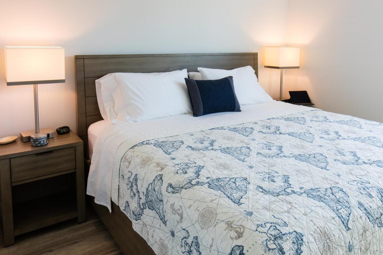 The Web Suites - photo 11