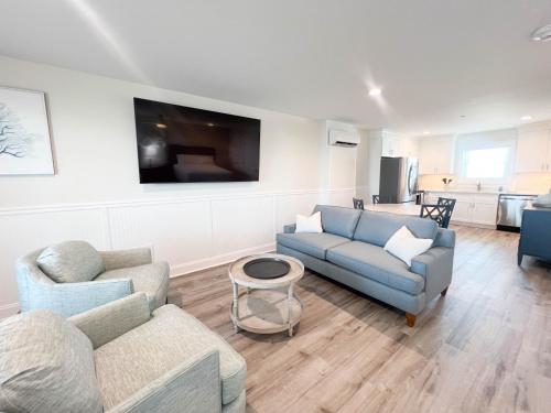 1006 Queen Suite 1st Floor Cove — 4-Star Luxury Hotel in Santa Cruz, United States