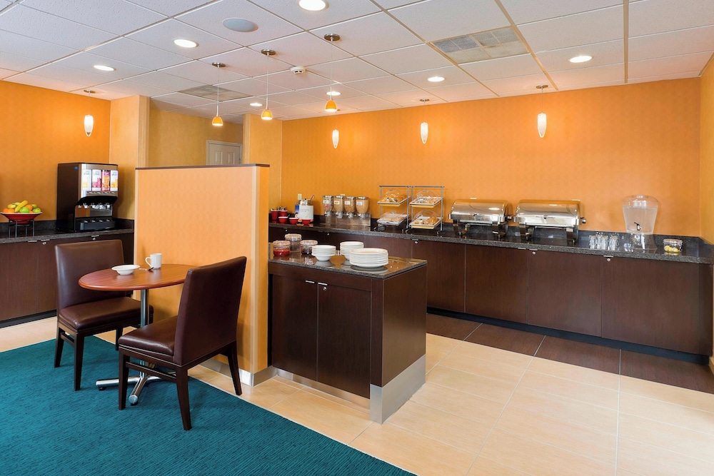 Residence Inn Canton - photo 20