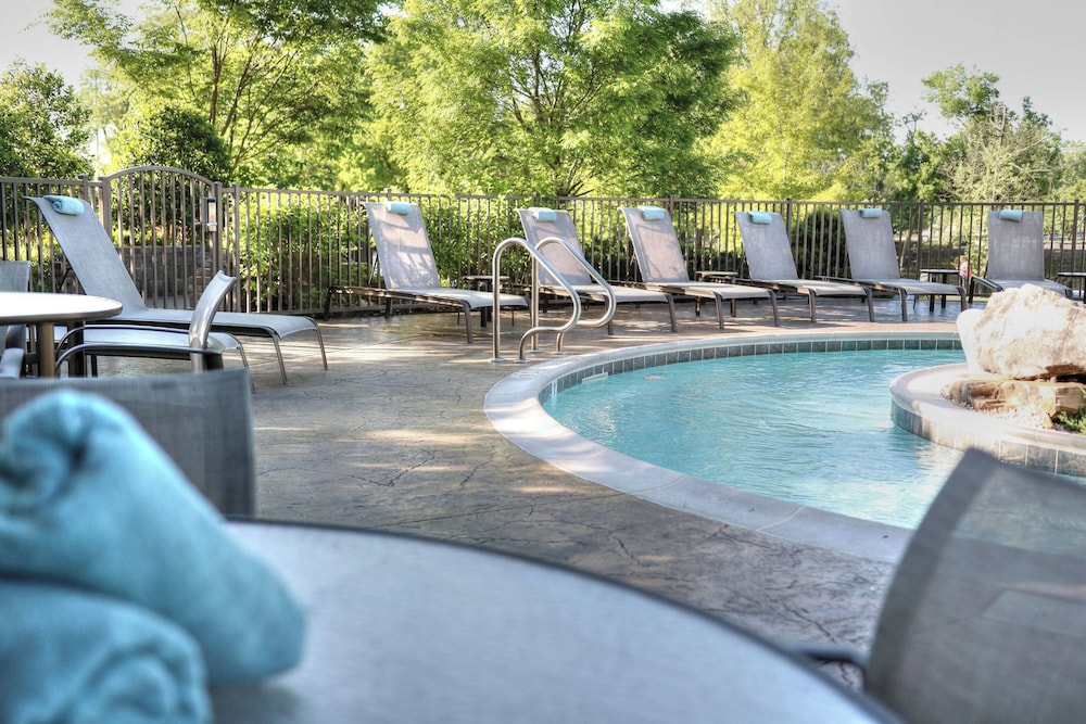 Courtyard by Marriott Pigeon Forge - photo 106