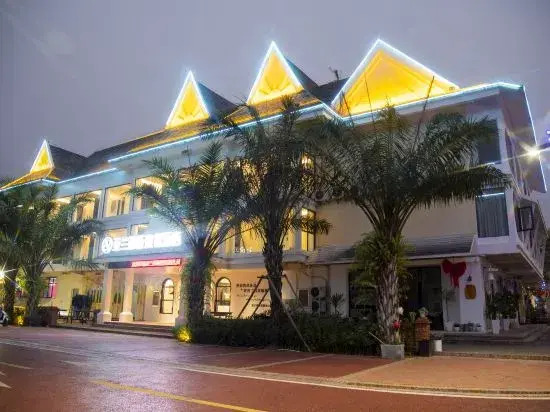 Hotels in Arantis in Mengla, People's Republic of China