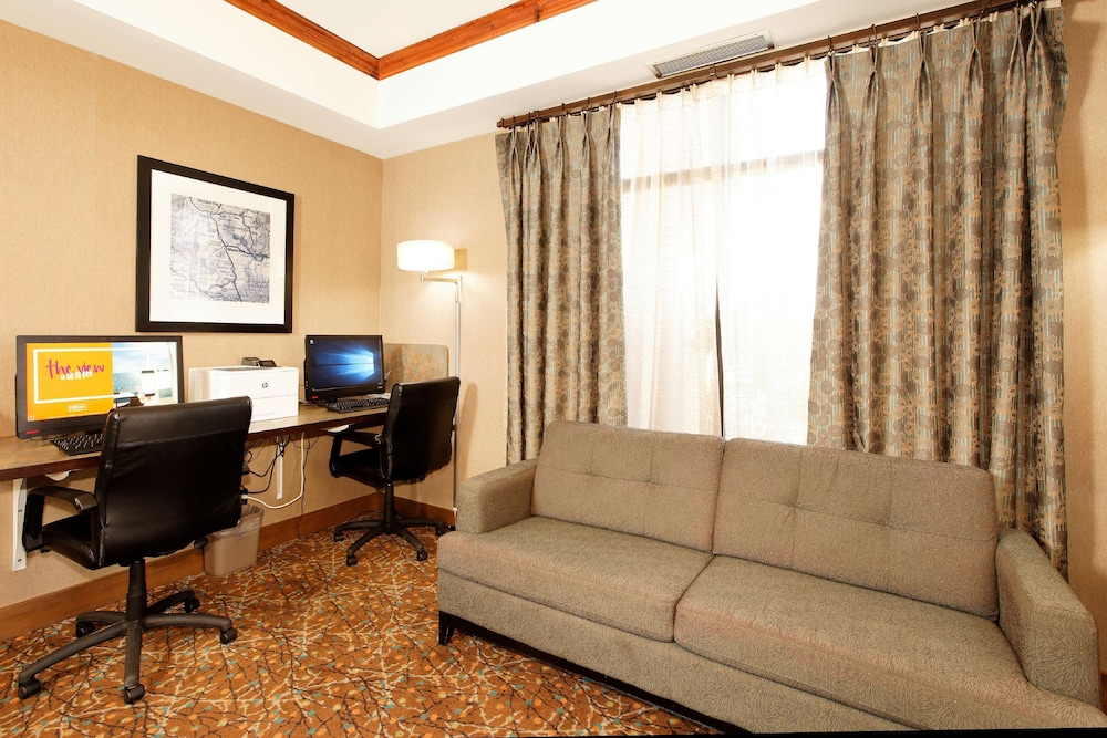 Hampton Inn Montrose - photo 55
