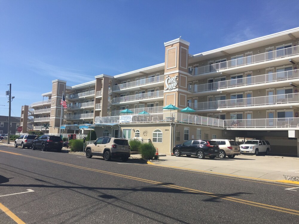 Steps to Beach Ocean Views Pool in North Wildwood, United States