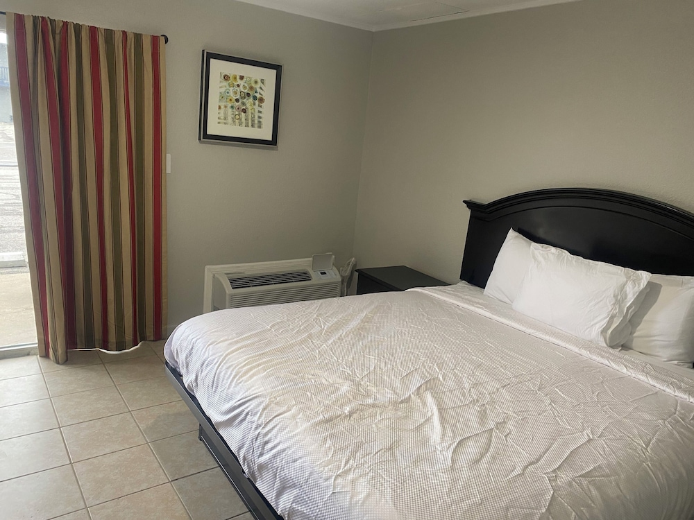 Nola Goula Inn & Suites - photo 7