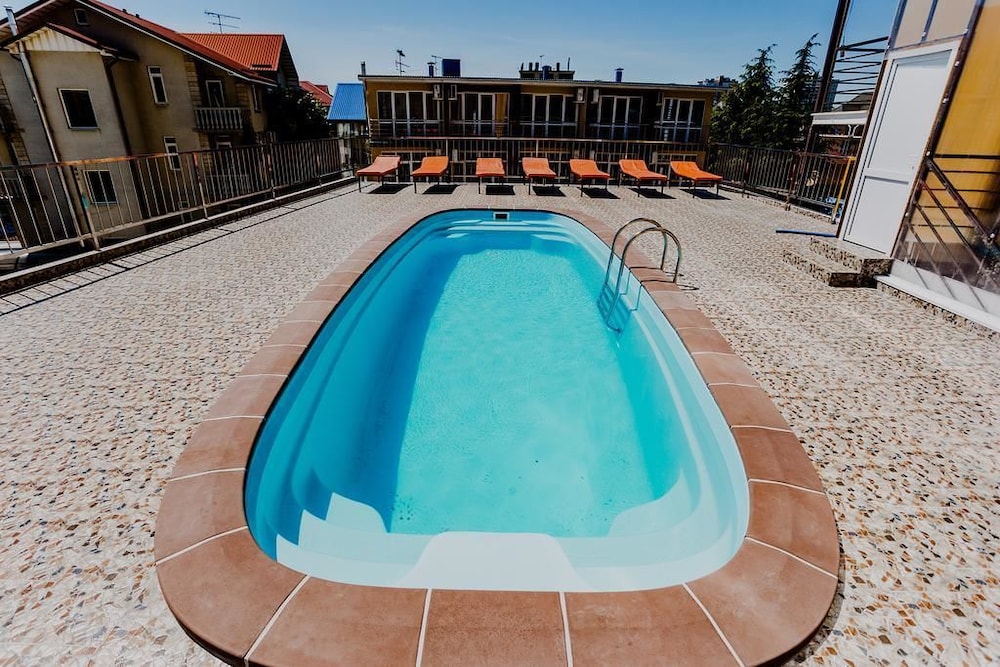 Mandarin Hotel - carbon neutral hotel in Adler