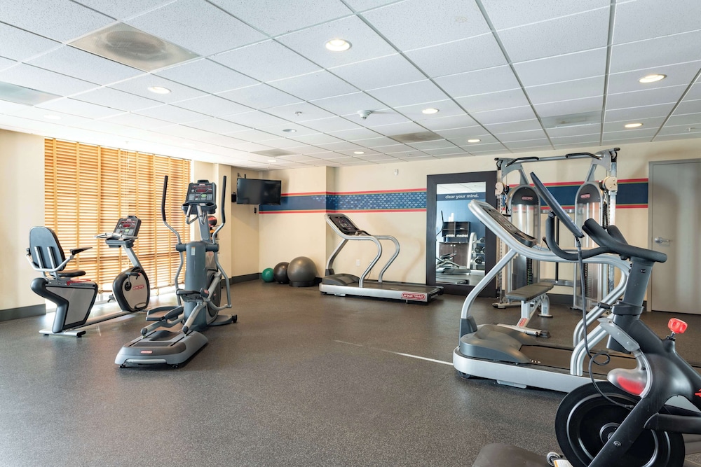 Hampton Inn & Suites Pittsburg CA - photo 76