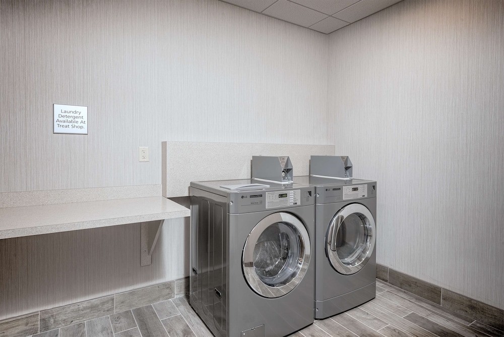 Hampton Inn Boston Westborough - photo 31