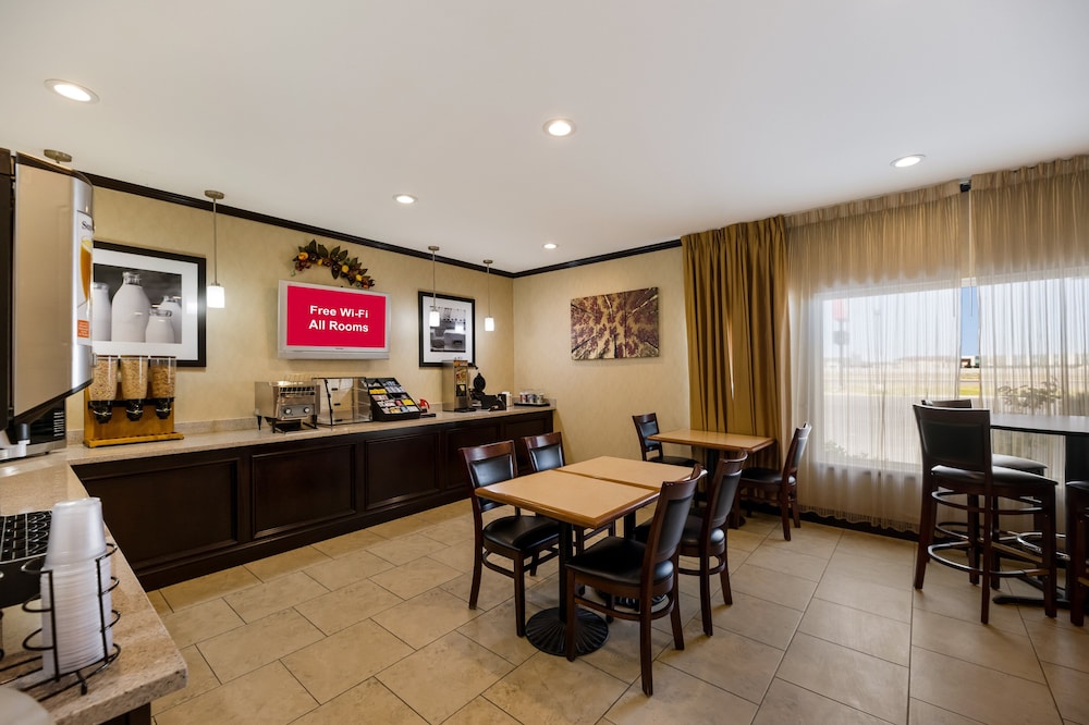 Red Roof Inn Pecos - photo 28