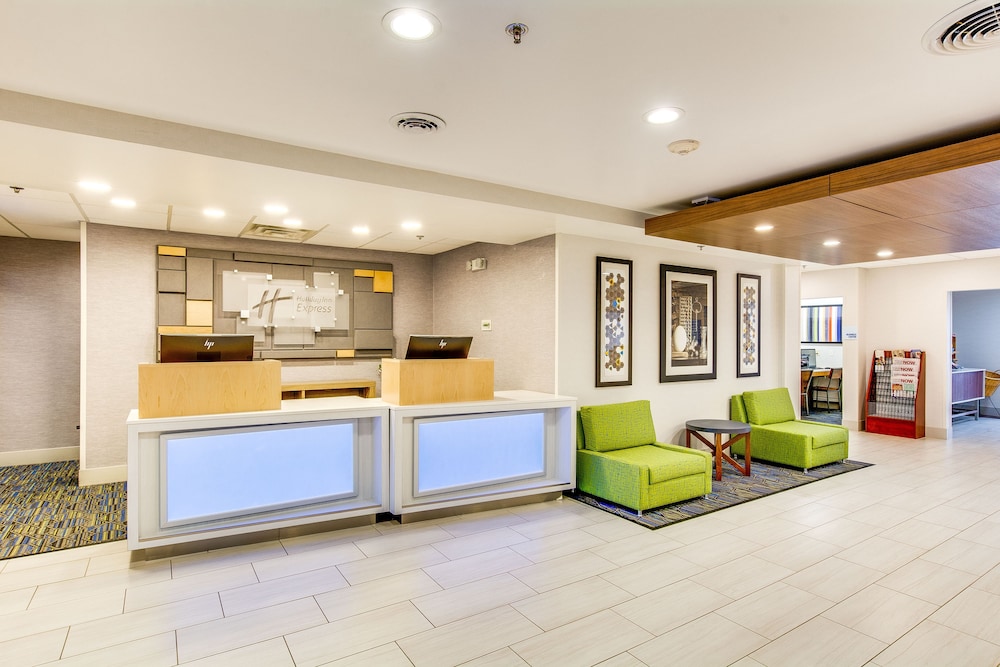 Holiday Inn Express Vincennes by IHG - photo 38