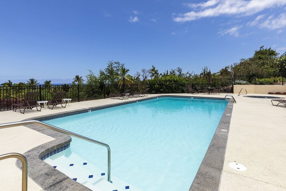 Country Club Villas Golf A C & Oceanview — 4-Star Luxury Hotel in Kailua-Kona, United States