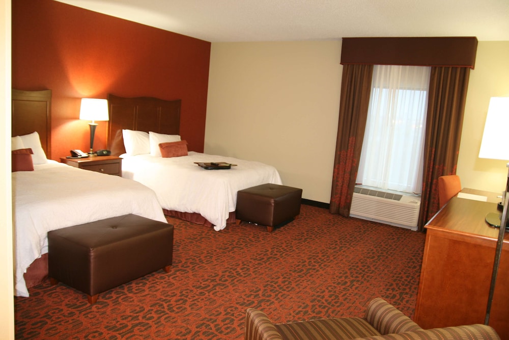 Hampton Inn Tomah - photo 13