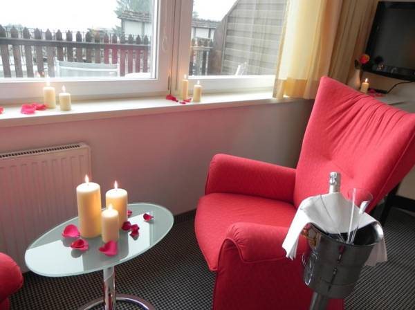 Alpenhotel — hotel in Altmuenster
