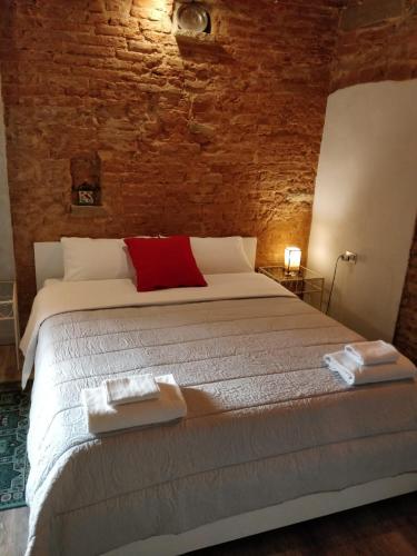 San Lorenzo Church — 4-Star Luxury Hotel in Florence, Italy