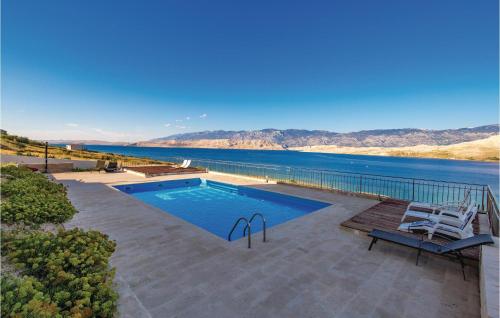 1 Bedroom Pet Friendly Apartment In Pag — 4-Star Luxury Hotel in Pag, Croatia