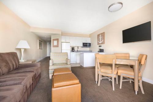 Hilton Vacation Club Riviera Beach & Shores - photo 62