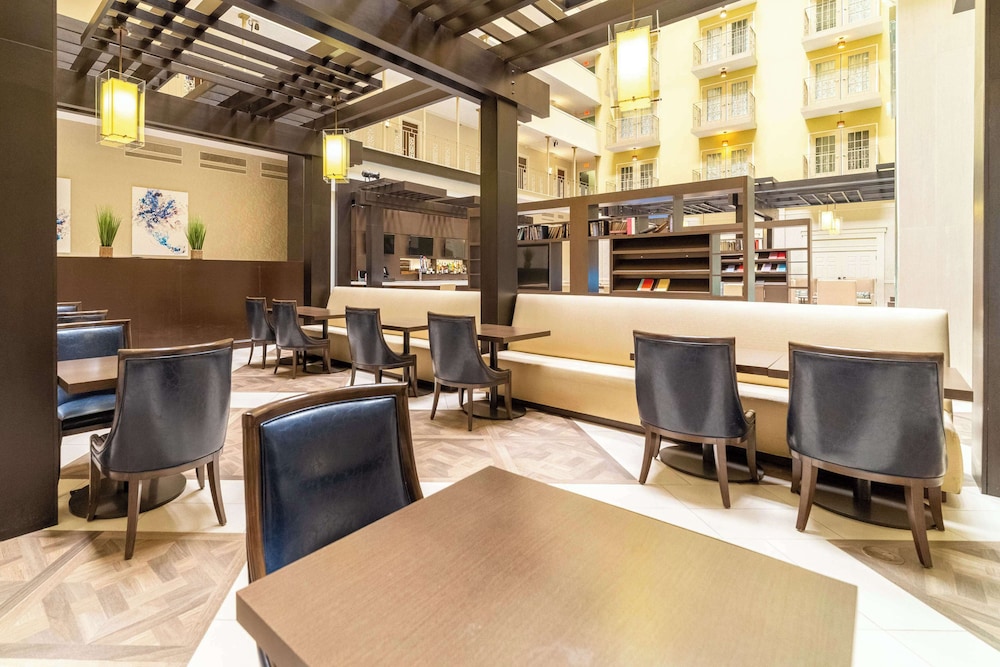Doubletree Suites by Hilton at The Battery Atlanta - photo 43