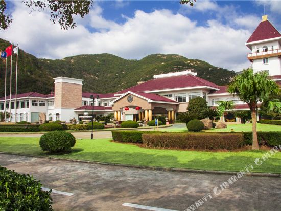 Xiangshan Gold Coast Hotel in Menghai, People's Republic of China