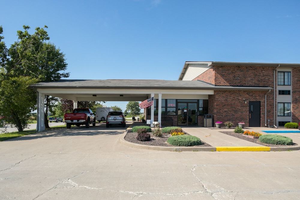 FairBridge Inn Express Monroe City - photo 26