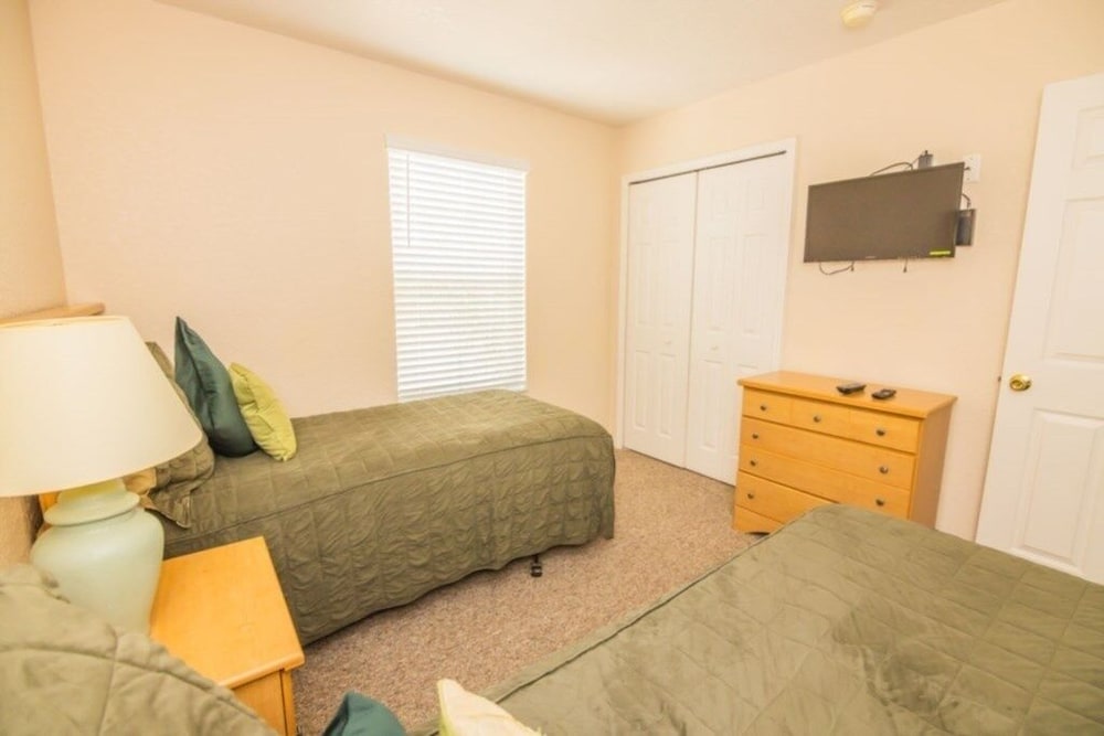 Lynval S Regal Palms Resort Townhome - photo 11