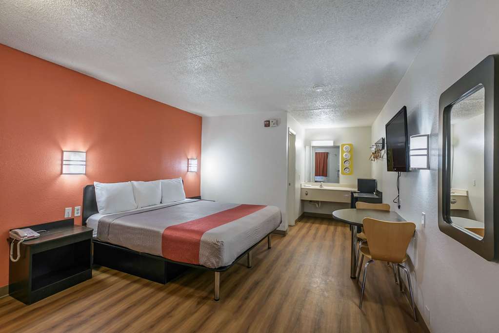 Motel 6 Dothan AL - photo 13