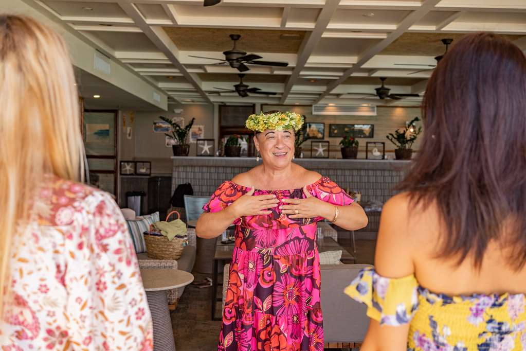 Outrigger Waikiki Beach Resort - photo 18