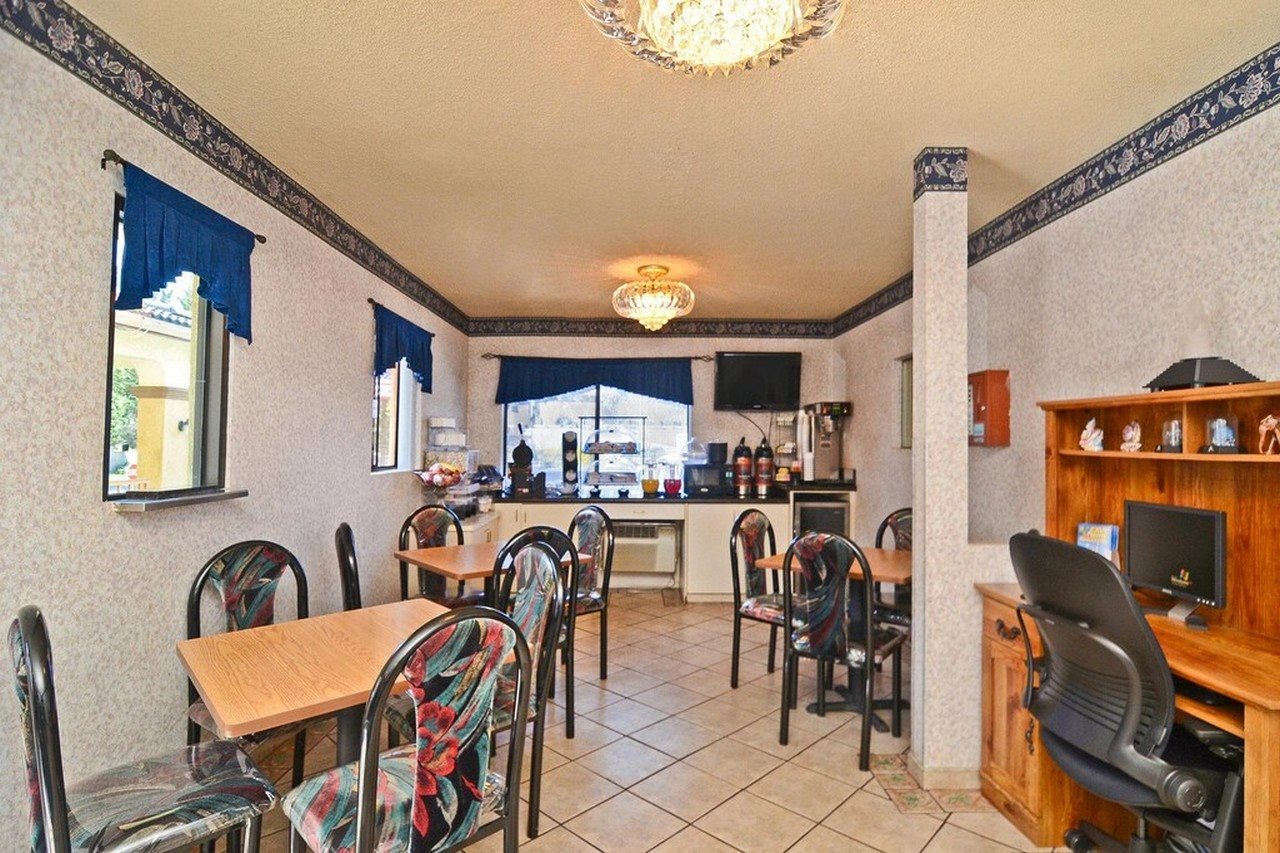 Waterloo Inn Stockton - photo 3