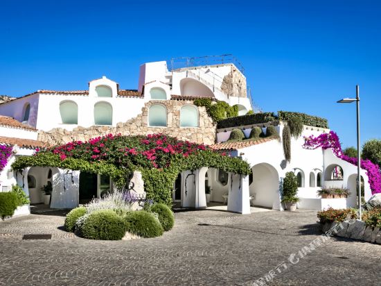 Residence Living Poltu Quatu — 5-Star Luxury Hotel in Arzachena, Italy
