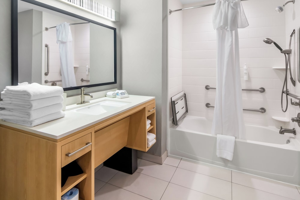 Home2 Suites by Hilton Dallas Grand Prairie - photo 25