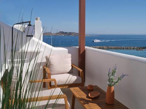 Ekos Penthouse Stunning View — 4-Star Luxury Hotel in Naousa, Greece