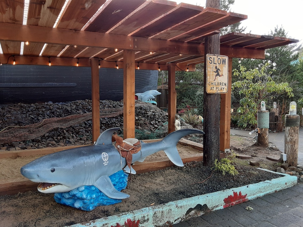 Anchor Inn Resort - photo 94