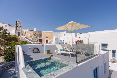 Crown Cactus Cave Suite — 4-Star Luxury Hotel in Mesaria, Greece