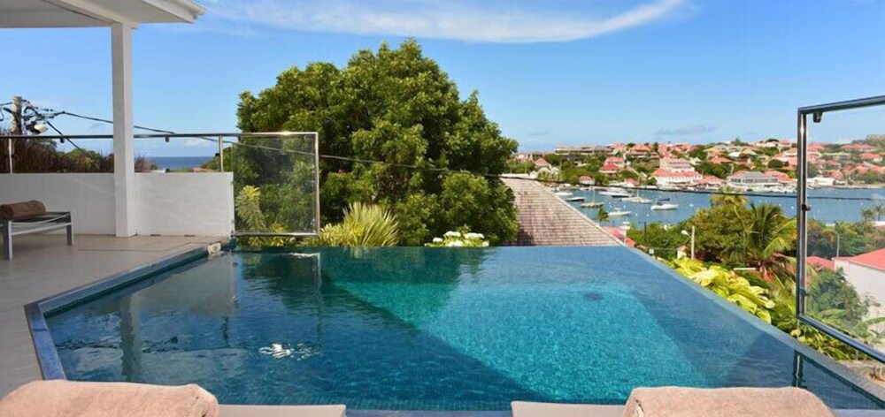 Villa Wastra — 4-Star Luxury Hotel in None, Saint Barthelemy