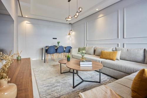 Modern Elegance 3 Bed Escape in Trendy Casablanca — 4-Star Luxury Hotel in Casablanca, Morocco