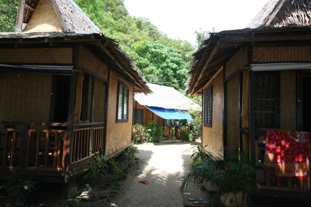 Lugadia Beach Cottages — El Nido — photo 2