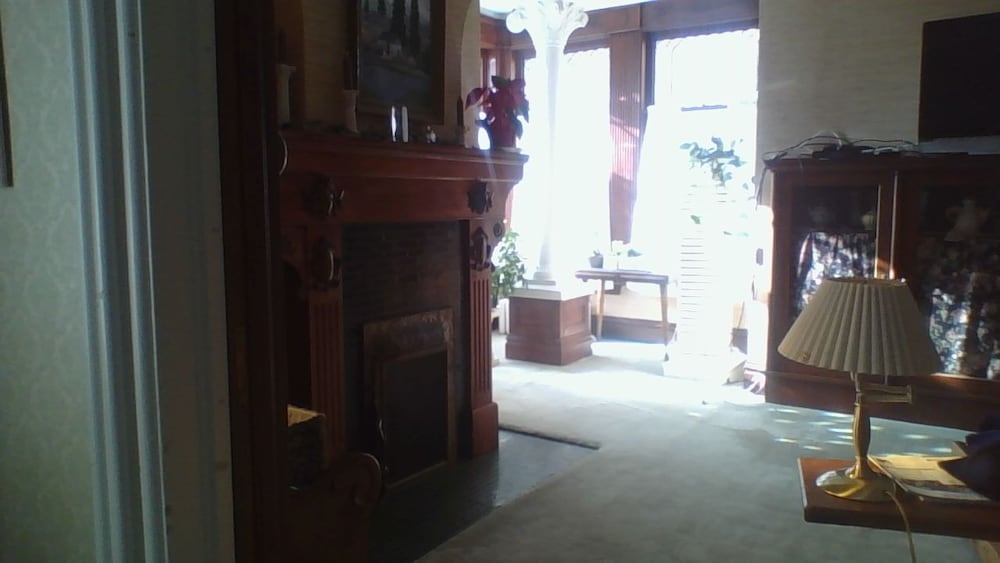 Rose Corner Inn - photo 38