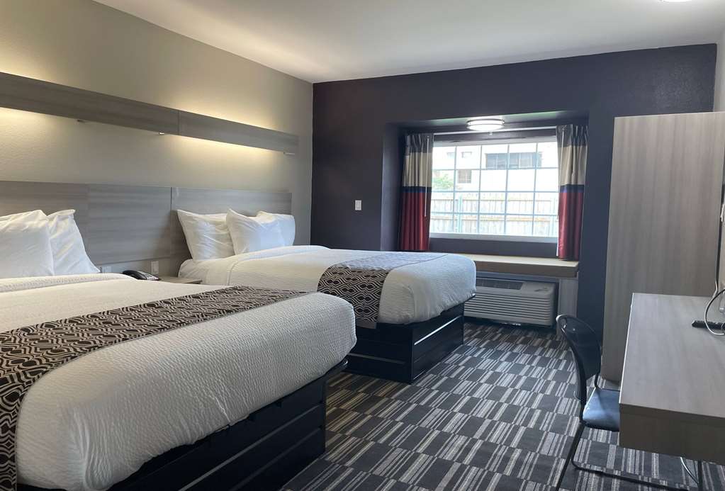 Microtel Inn & Suites by Wyndham Bossier City - photo 25