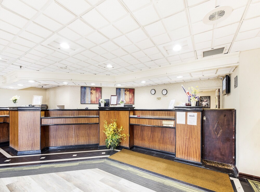 FairBridge Hotel & Conference Center East Hanover - photo 4