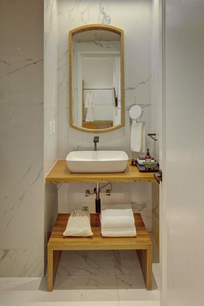 Roso Guest House — 5-Star Luxury Hotel in Mexico City, Mexico