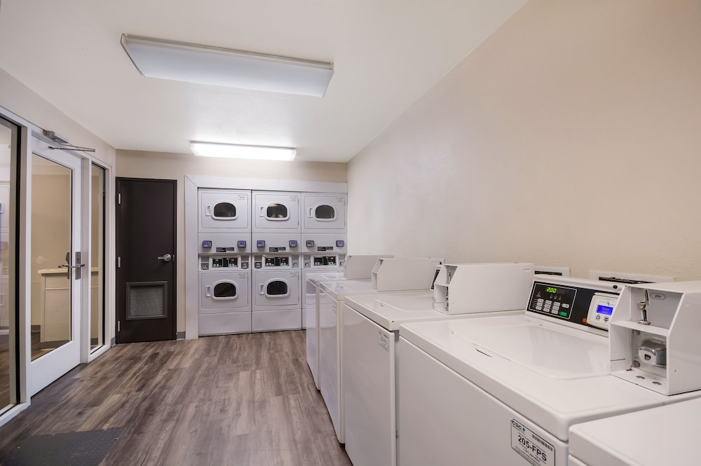WoodSpring Suites Lexington - photo 22
