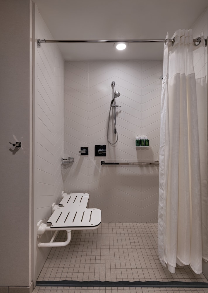Fairfield Inn & Suites by Marriott Oskaloosa - photo 10