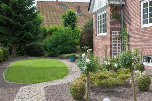 FEWO Maisonettenwohnung — 4-Star Luxury Hotel in Steinkirchen, Germany