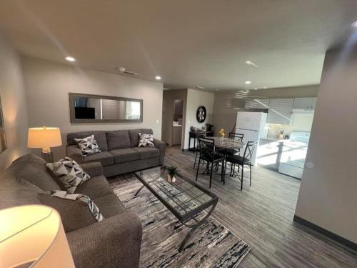 Home Sweet Stay — 4-Star Luxury Hotel in Clovis, United States