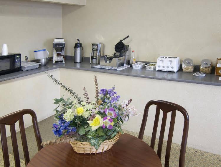 Americas Best Value Inn Jonesboro - photo 13