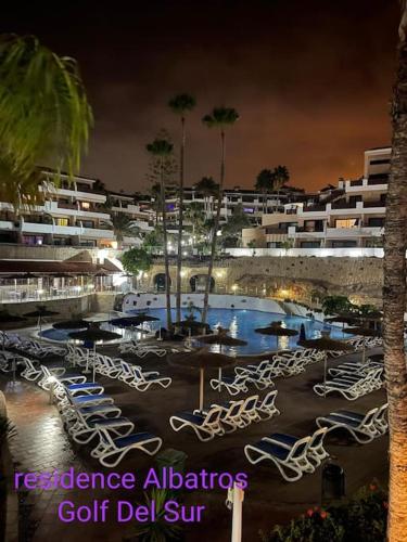 MAXIMAR Apartment 8 bed places heated swimmingpool — 4-Star Luxury Hotel in Arona, Spain